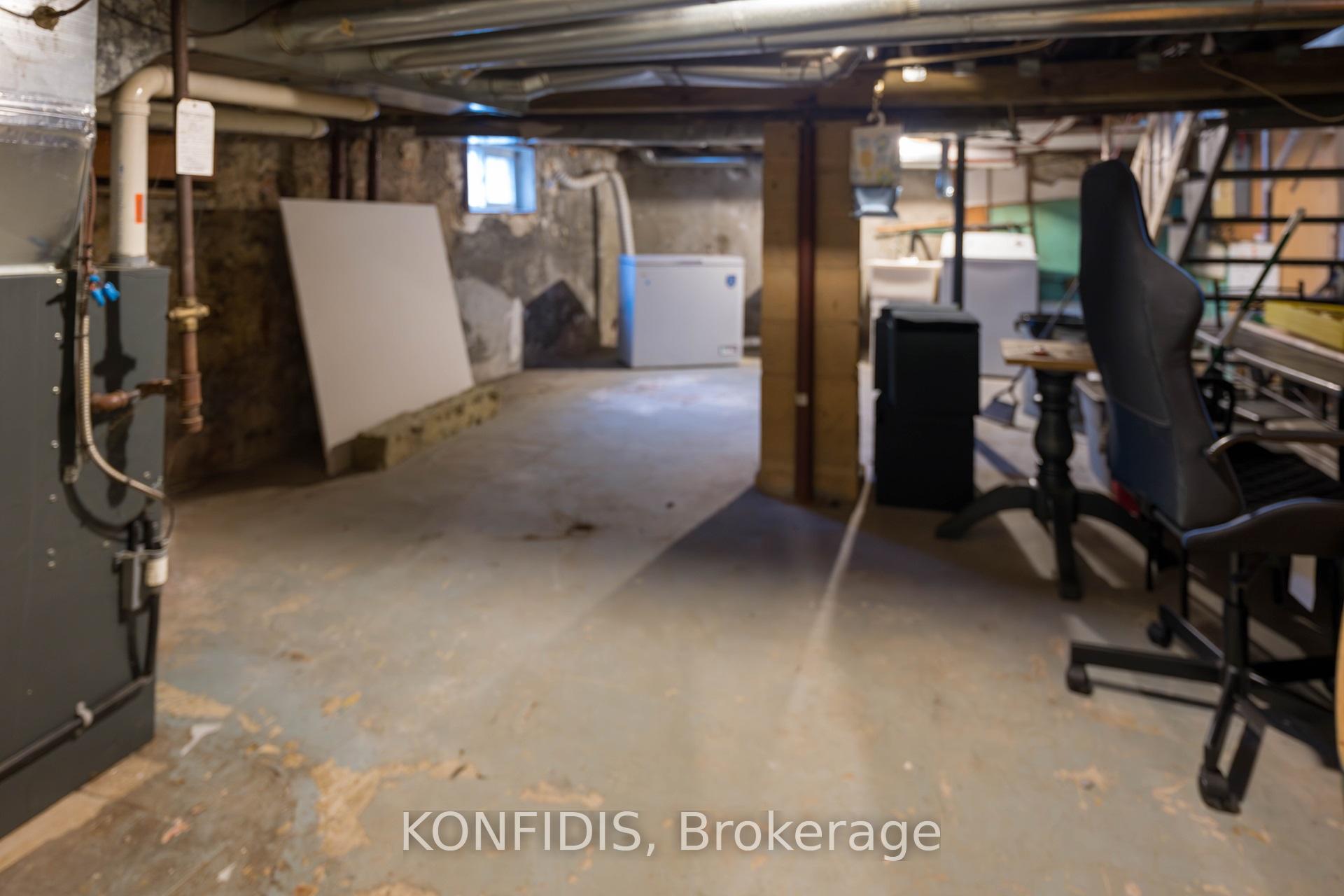 Photo 28 of Unit Unit 2, 127 Summer Street, Oshawa, Central — HOMEH