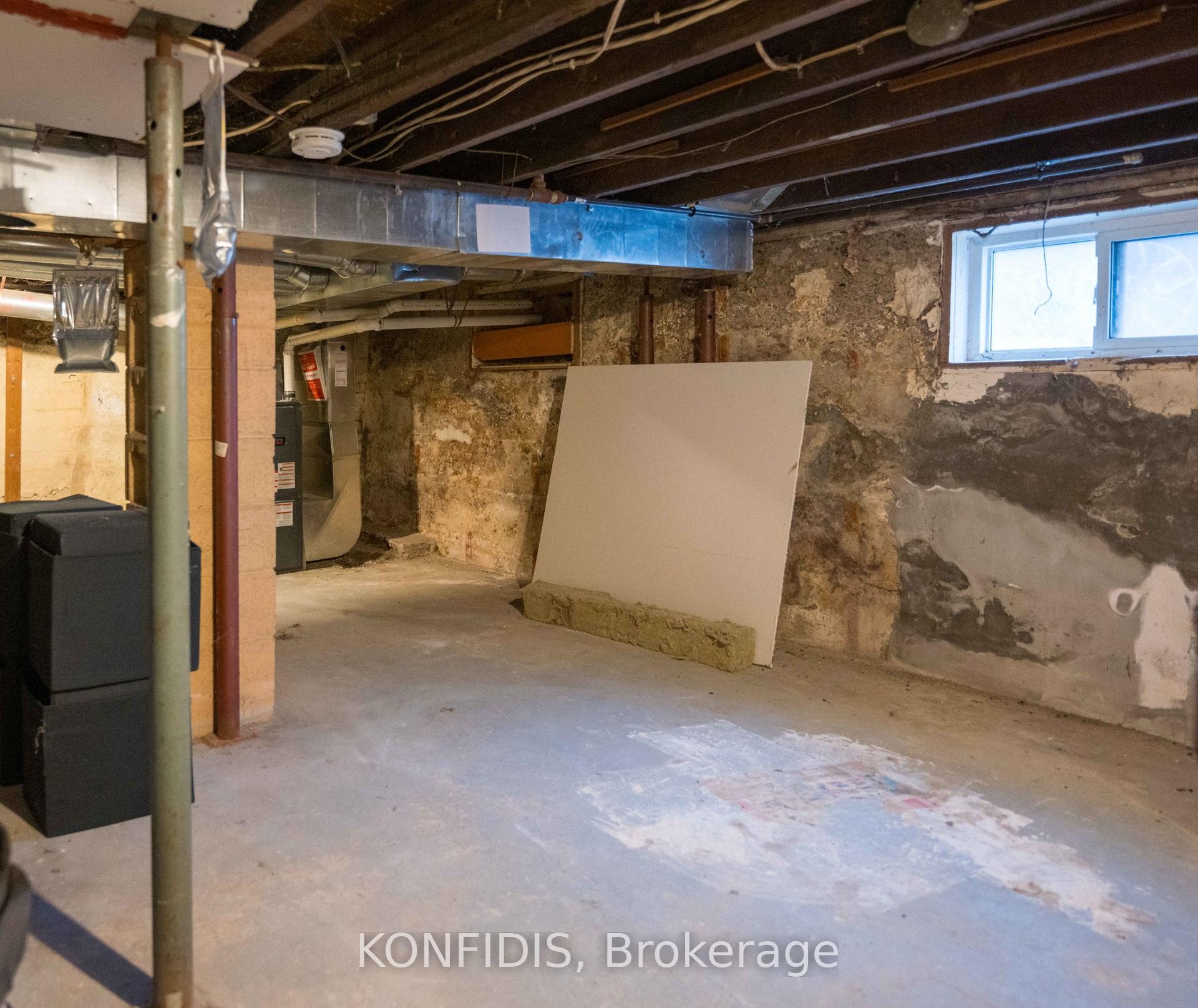 Photo 29 of Unit Unit 2, 127 Summer Street, Oshawa, Central — HOMEH