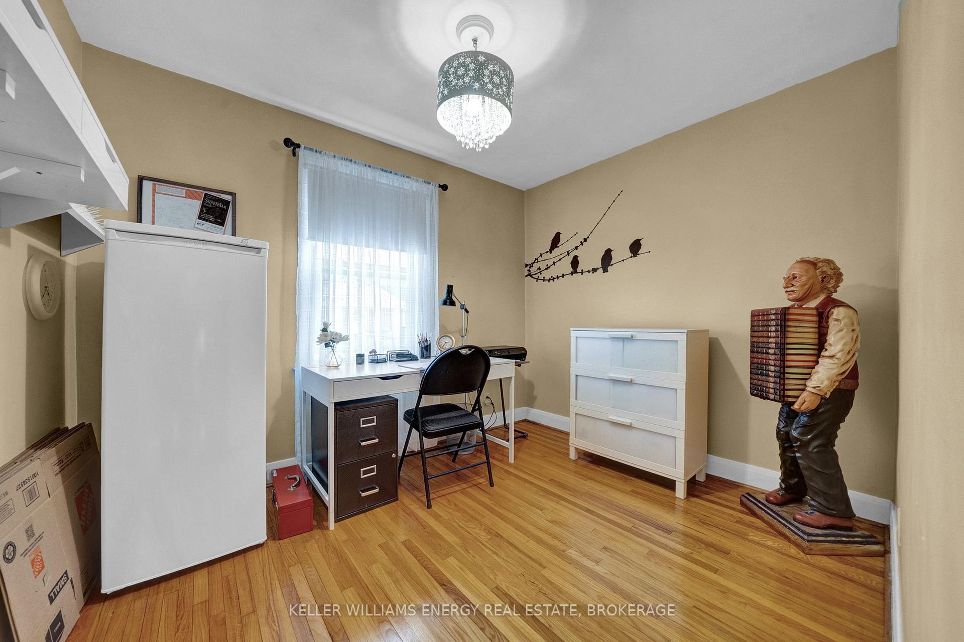 Photo 22 of 86 Rossland Road E, Oshawa, Centennial — HOMEH
