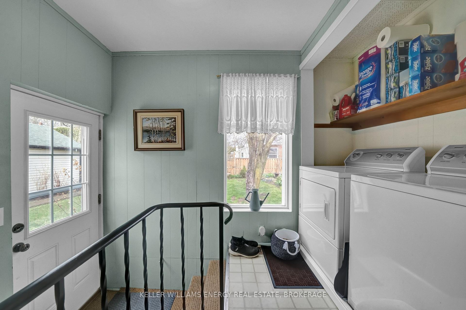 Photo 25 of 86 Rossland Road E, Oshawa, Centennial — HOMEH