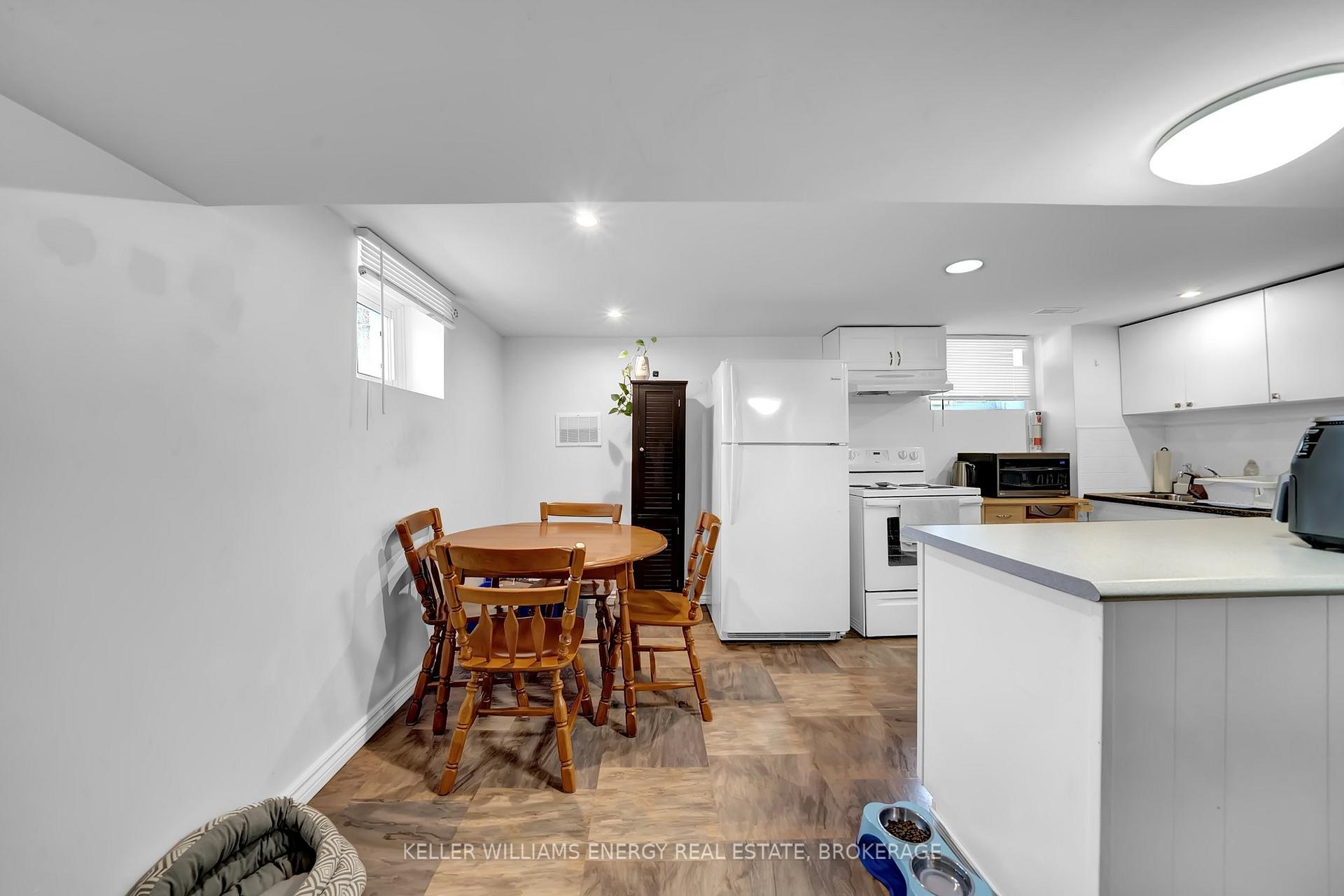 Photo 29 of 86 Rossland Road E, Oshawa, Centennial — HOMEH