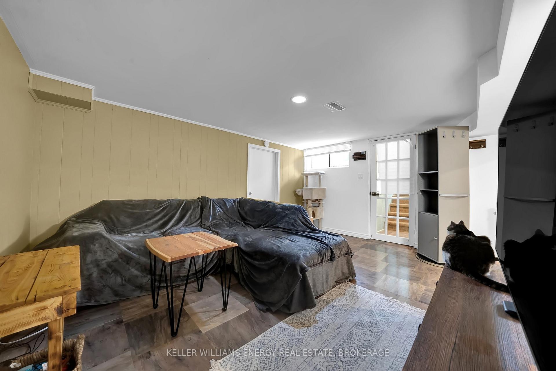 Photo 32 of 86 Rossland Road E, Oshawa, Centennial — HOMEH