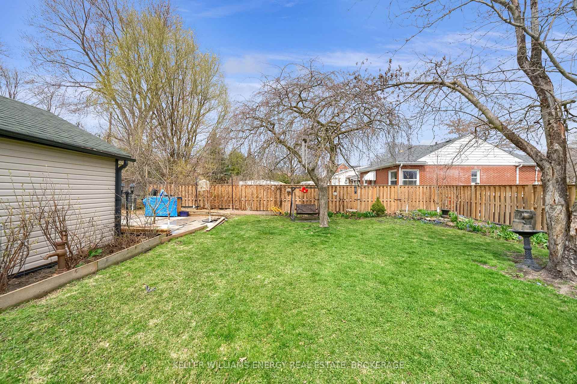 Photo 42 of 86 Rossland Road E, Oshawa, Centennial — HOMEH