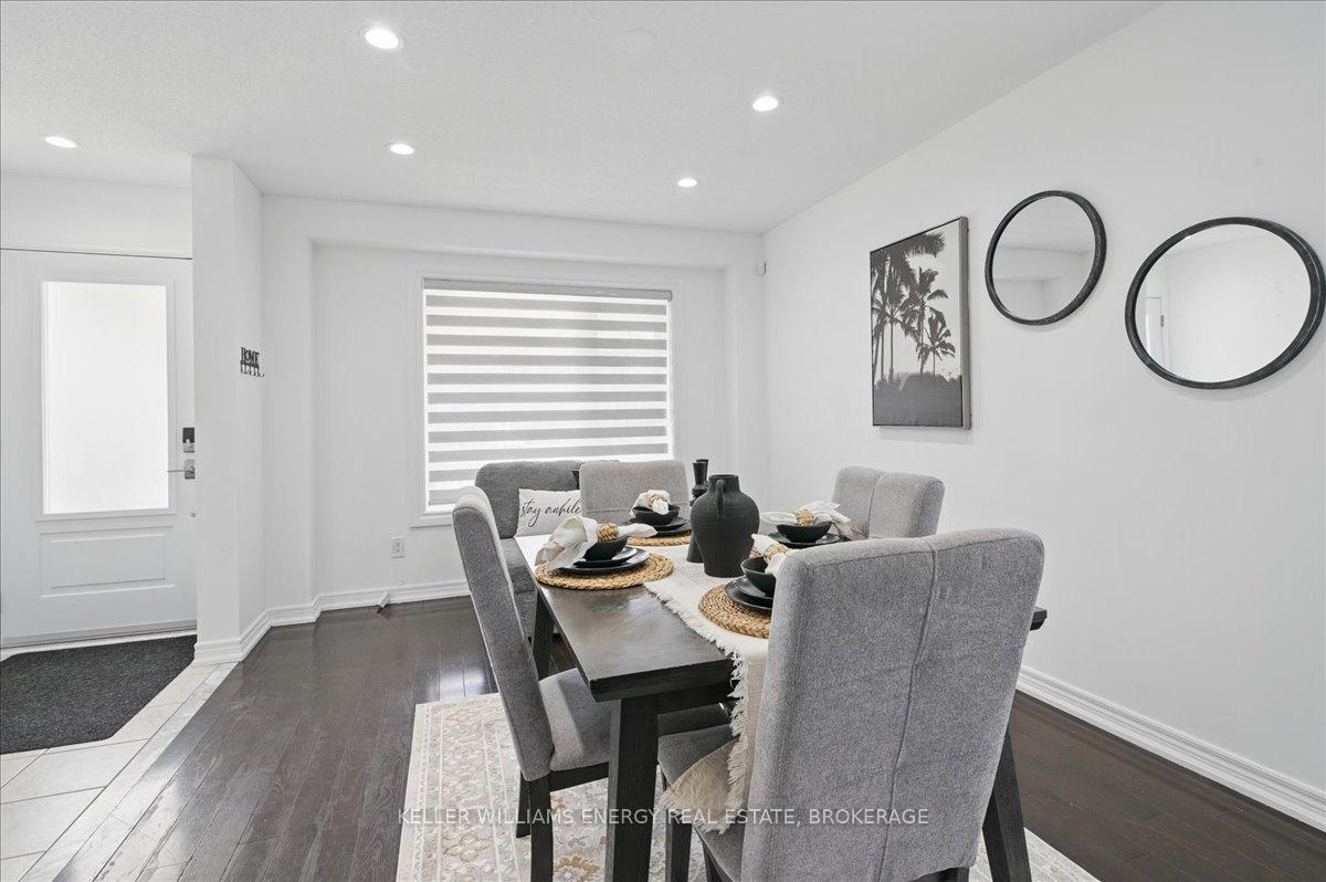 Photo 10 of 724 Craighurst Court E, Pickering, Amberlea — HOMEH