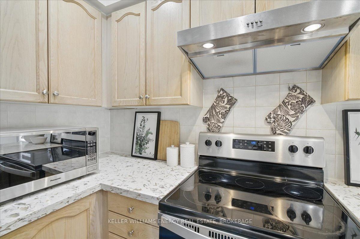 Photo 14 of 724 Craighurst Court E, Pickering, Amberlea — HOMEH