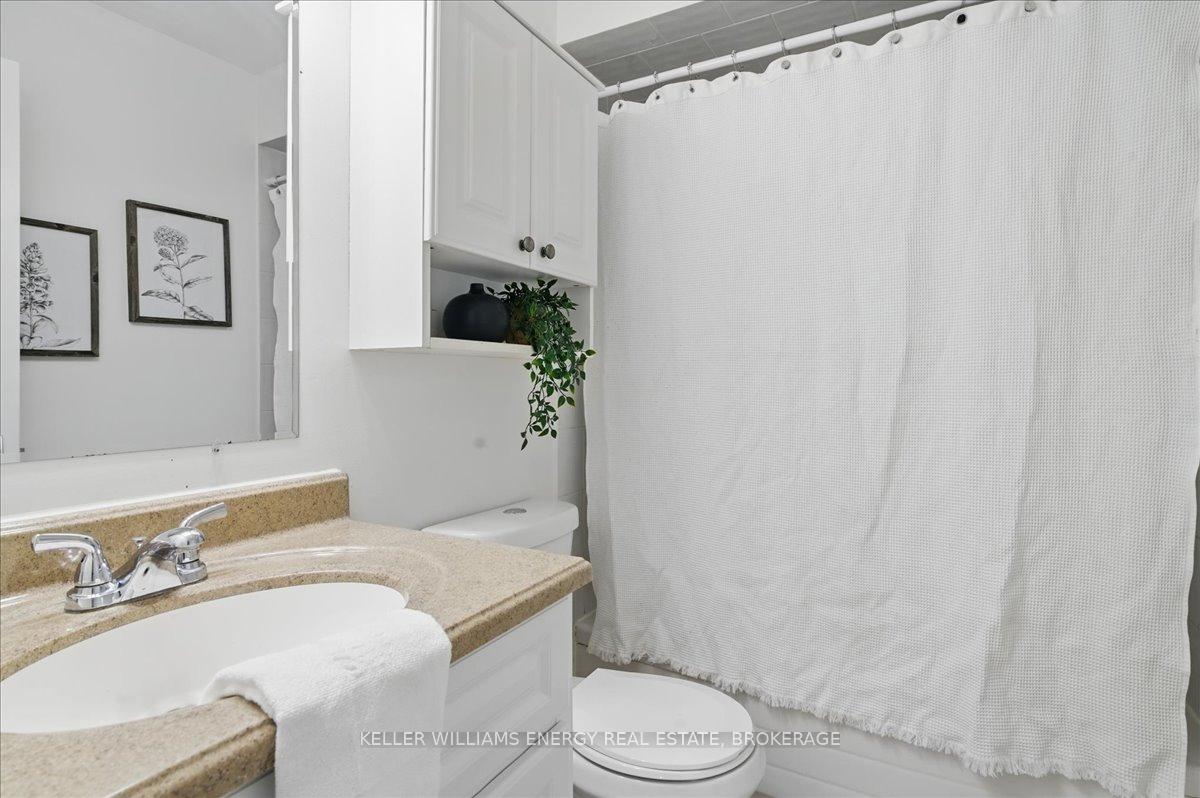 Photo 27 of 724 Craighurst Court E, Pickering, Amberlea — HOMEH