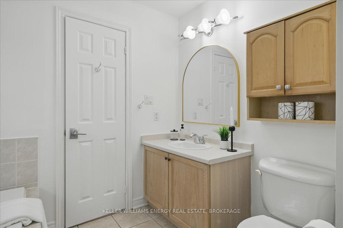 Photo 34 of 724 Craighurst Court E, Pickering, Amberlea — HOMEH