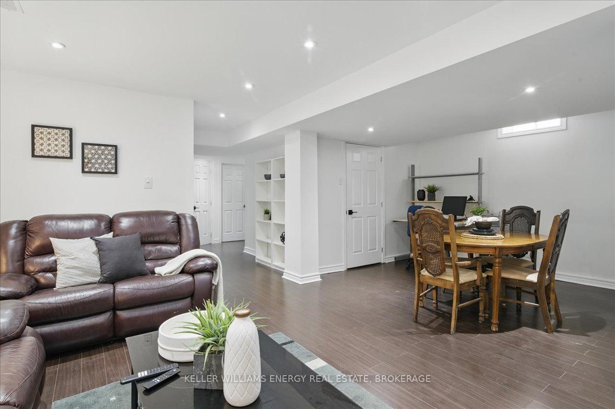 Photo 41 of 724 Craighurst Court E, Pickering, Amberlea — HOMEH