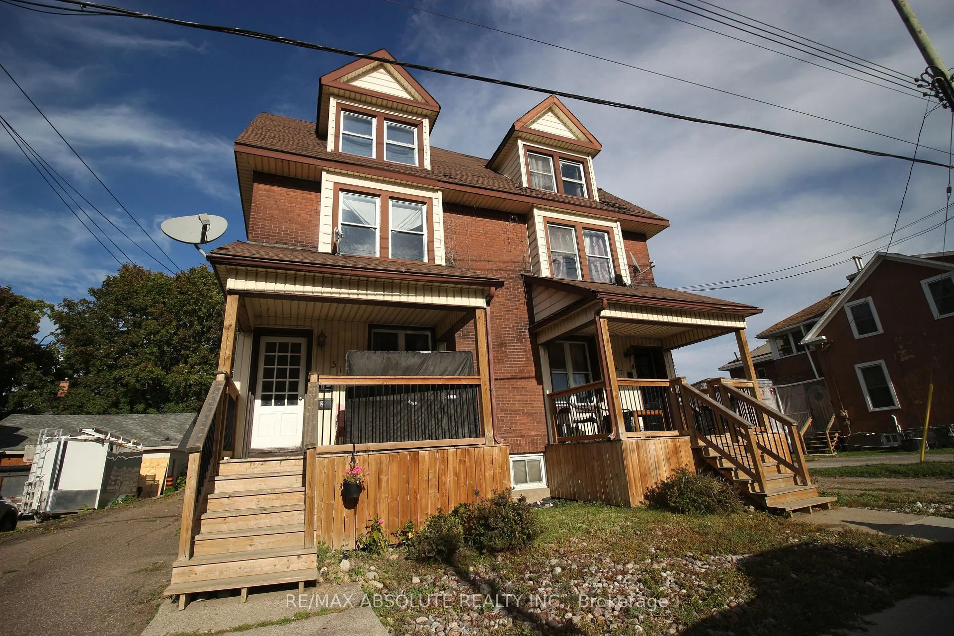 Photo 2 of 47 - 51 Raglan Street N, Renfrew — HOMEH