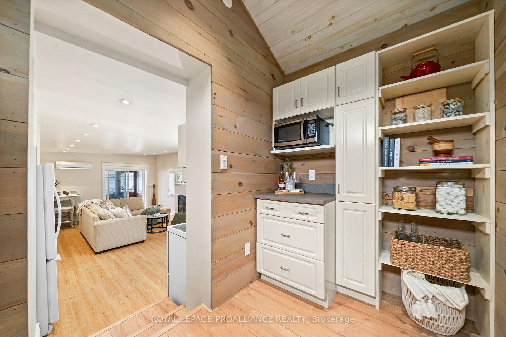Photo 18 of 441B Massassauga Road, Prince Edward County, Ameliasburg Ward — HOMEH