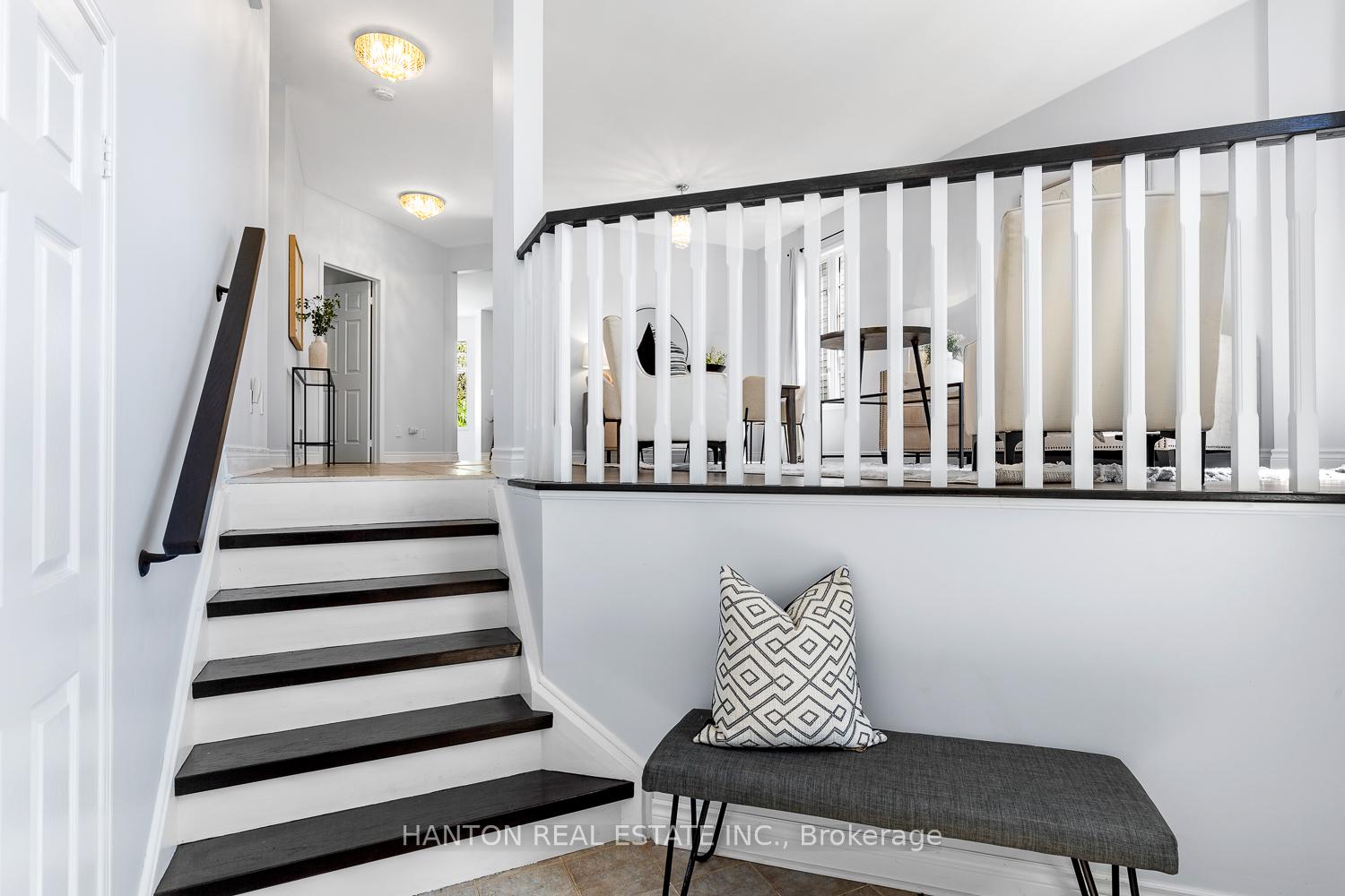 Photo 3 of 1175 Westridge Drive, Oshawa, Pinecrest — HOMEH