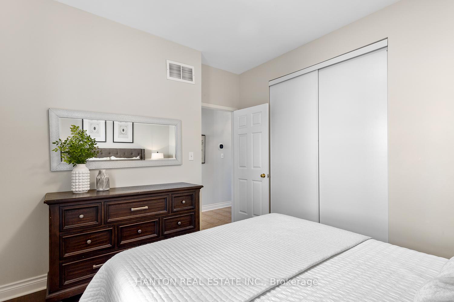 Photo 22 of 1175 Westridge Drive, Oshawa, Pinecrest — HOMEH
