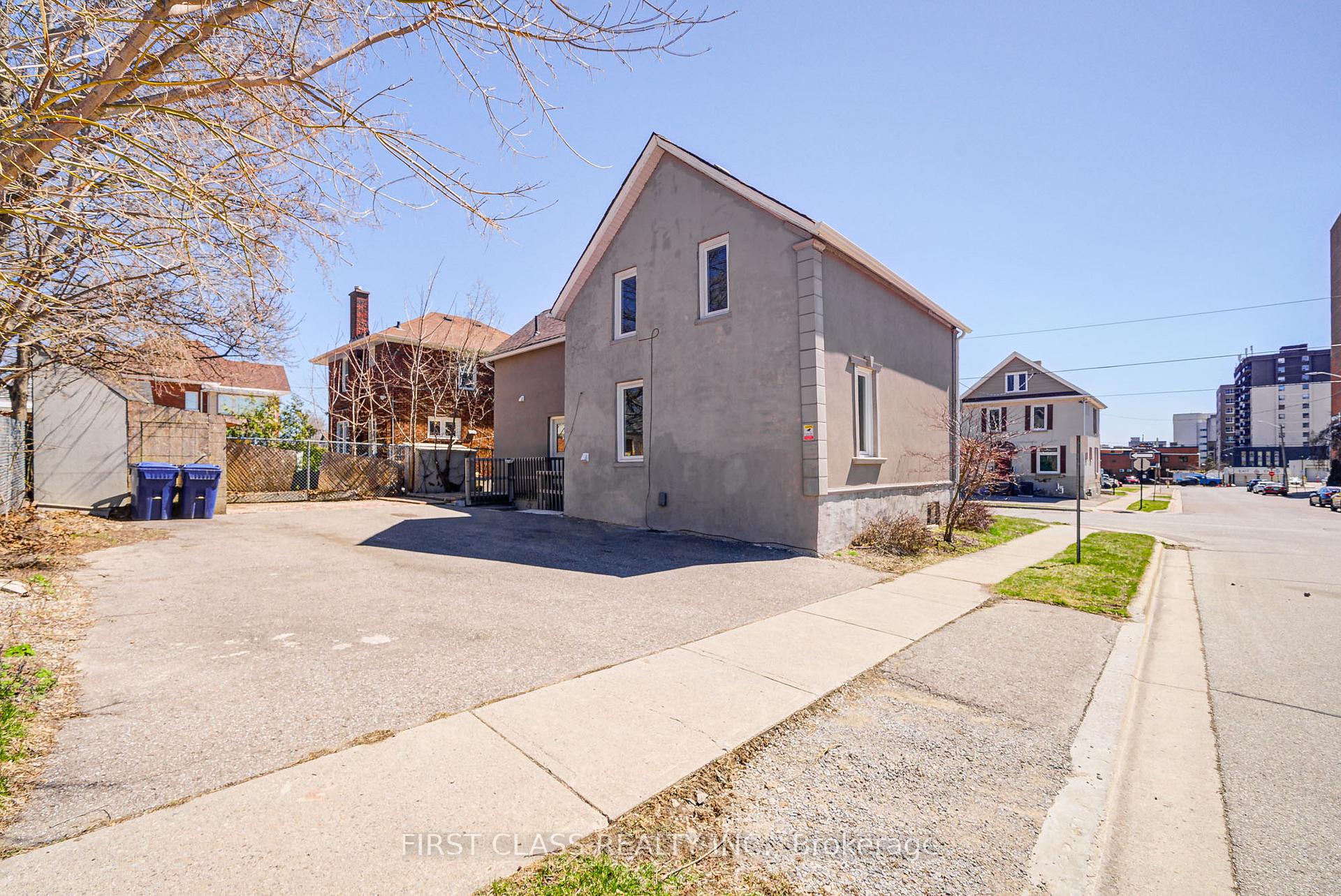 Photo 46 of 24 Colborne Street W, Oshawa, O'Neill — HOMEH