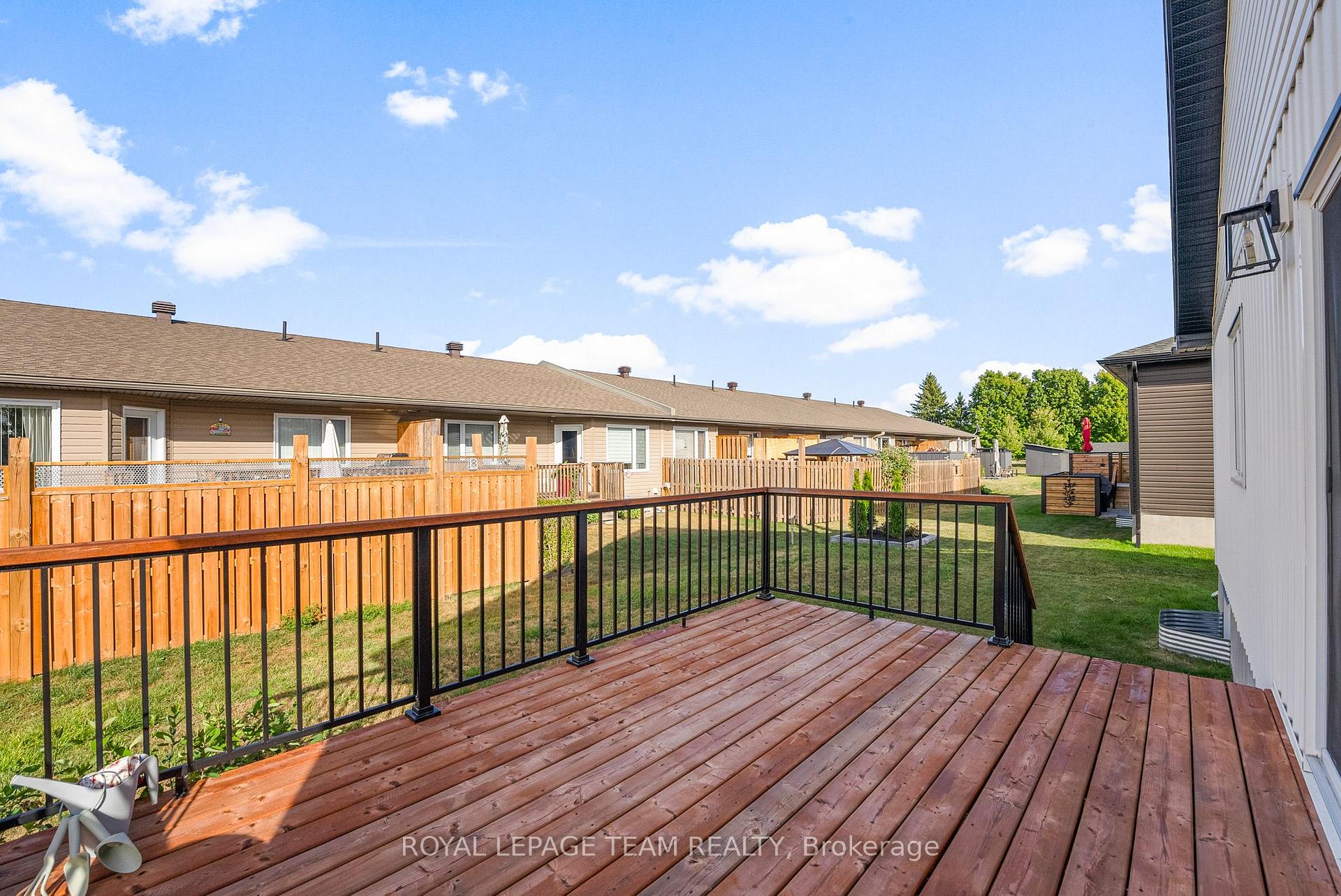 Photo 20 of 429 Gillan Road, Renfrew — HOMEH