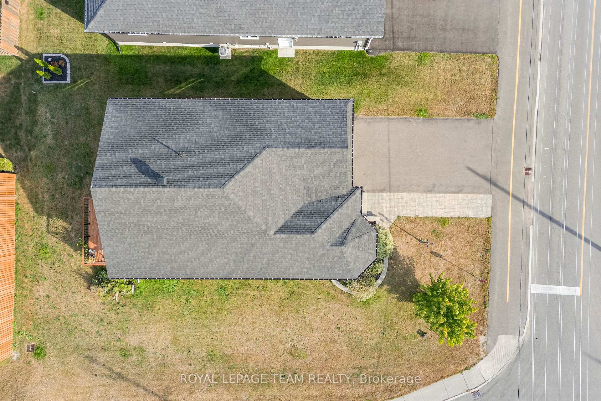 Photo 22 of 429 Gillan Road, Renfrew — HOMEH