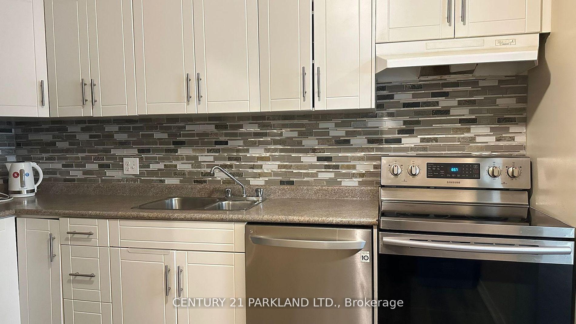 Photo 5 of Unit 201, 1160 Simcoe Street S, Oshawa, Lakeview — HOMEH