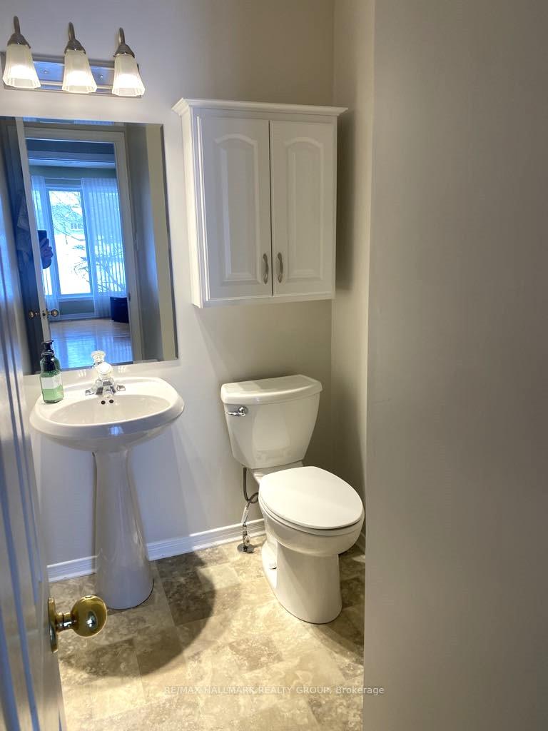 Photo 1 of 1960 Horizon Drive, Ottawa, Vars Village — HOMEH