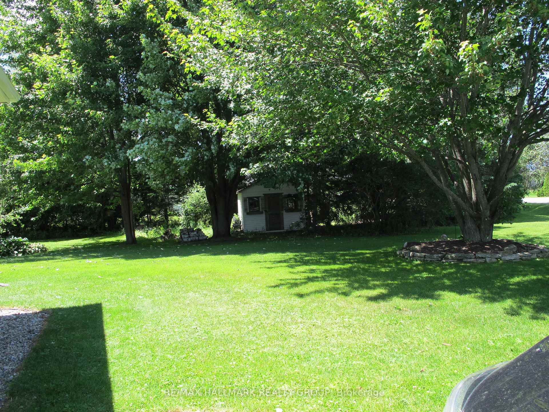 Photo 14 of 1960 Horizon Drive, Ottawa, Vars Village — HOMEH