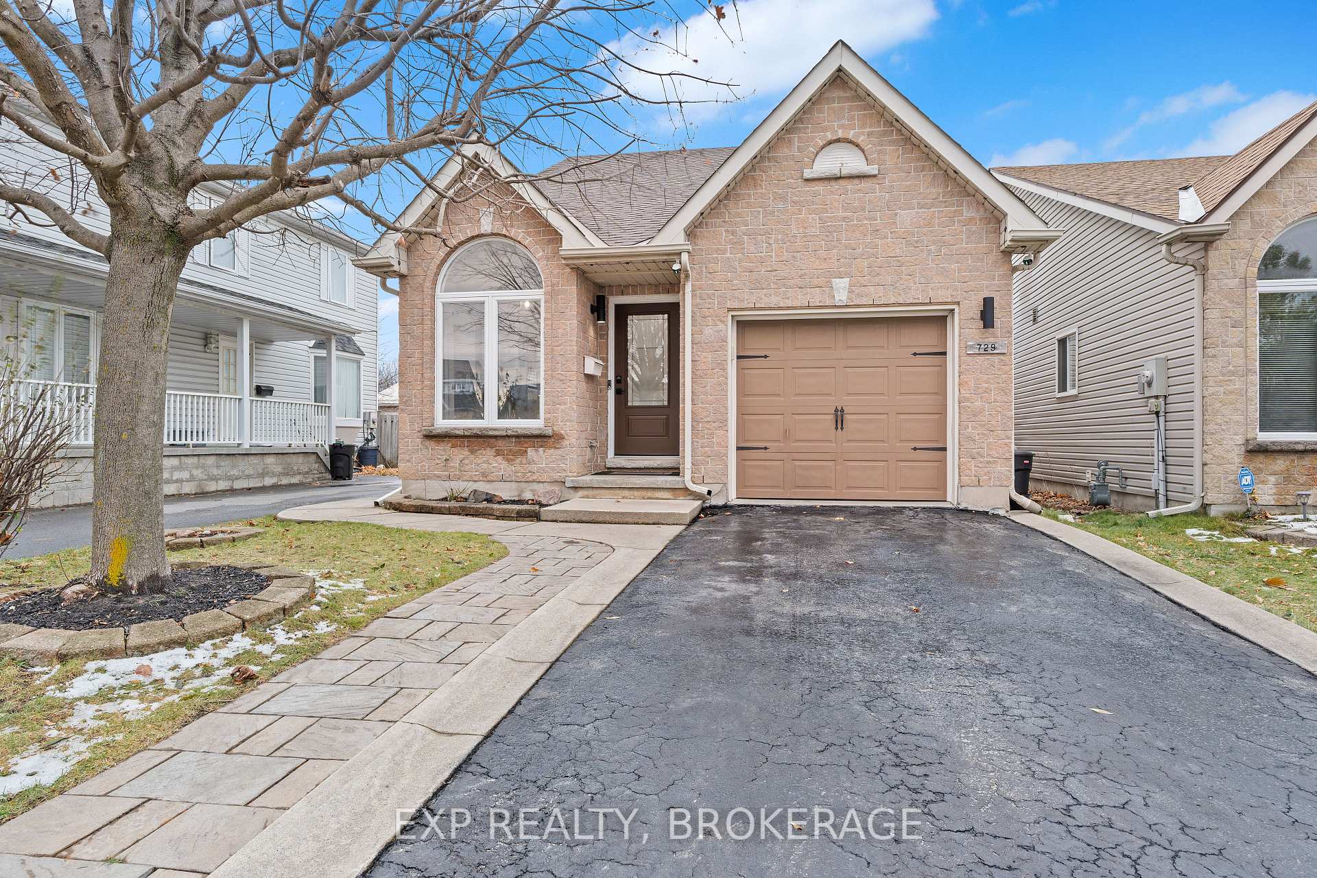 Photo 3 of 729 Shires Way, Kingston, East Gardiners Rd — HOMEH