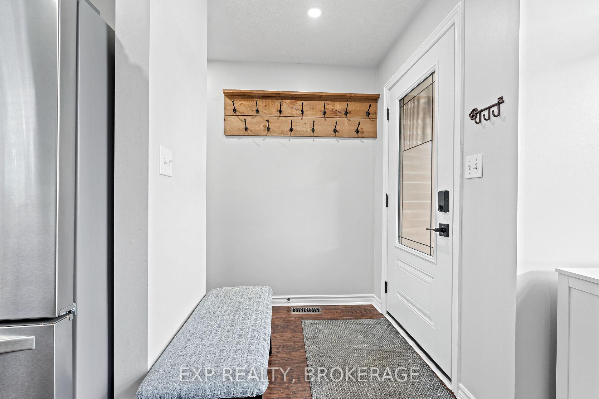 Photo 4 of 729 Shires Way, Kingston, East Gardiners Rd — HOMEH