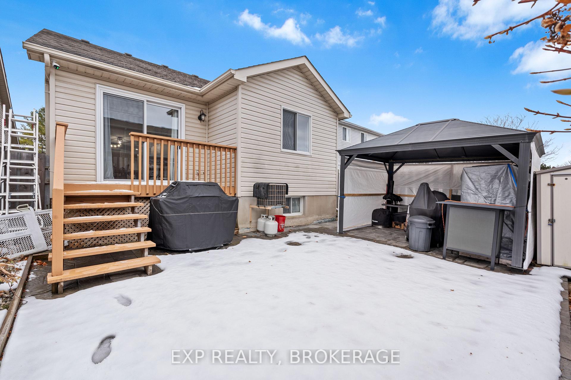 Photo 33 of 729 Shires Way, Kingston, East Gardiners Rd — HOMEH