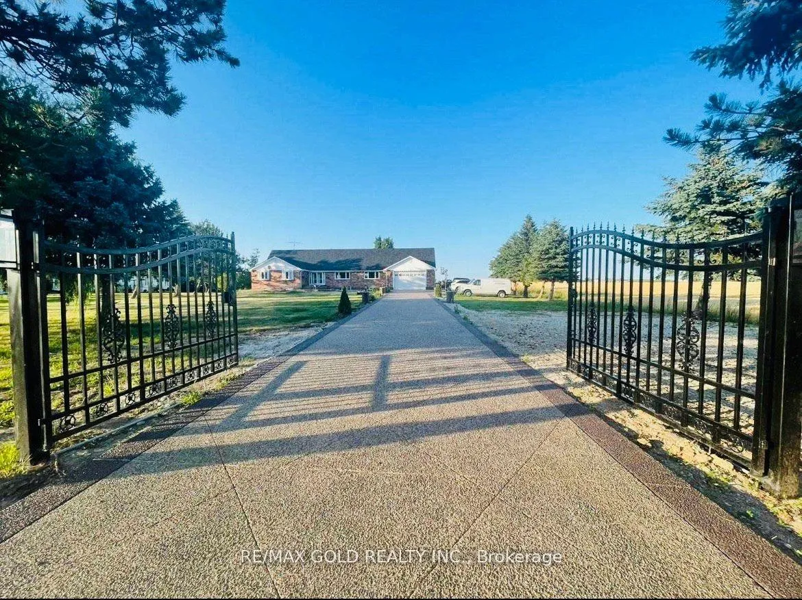 Photo 4 of 14165 Mclaughlin Road N, Caledon, Rural Caledon — HOMEH