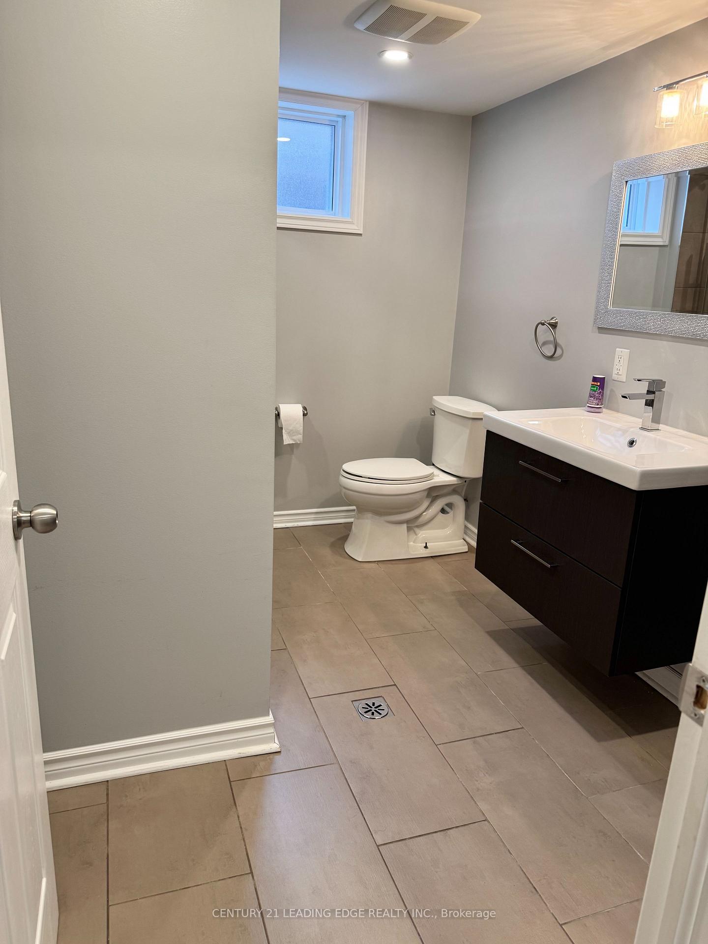 Photo 8 of Unit LOWER, 583 Montcalm Avenue, Oshawa, Vanier — HOMEH
