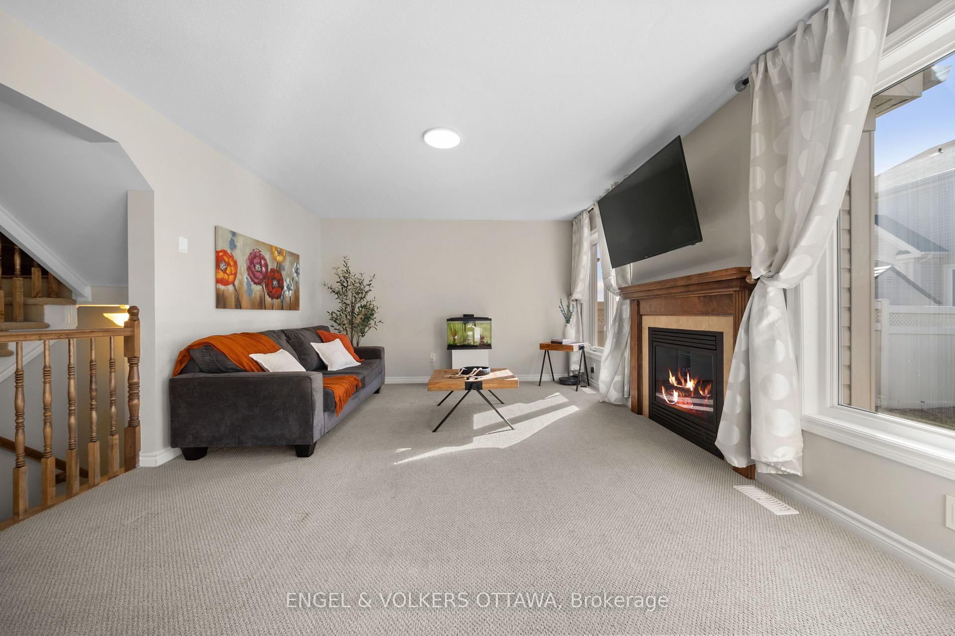 Photo 6 of 613 Calla Lily Terrace, Ottawa, Notting Hill/Summerside — HOMEH