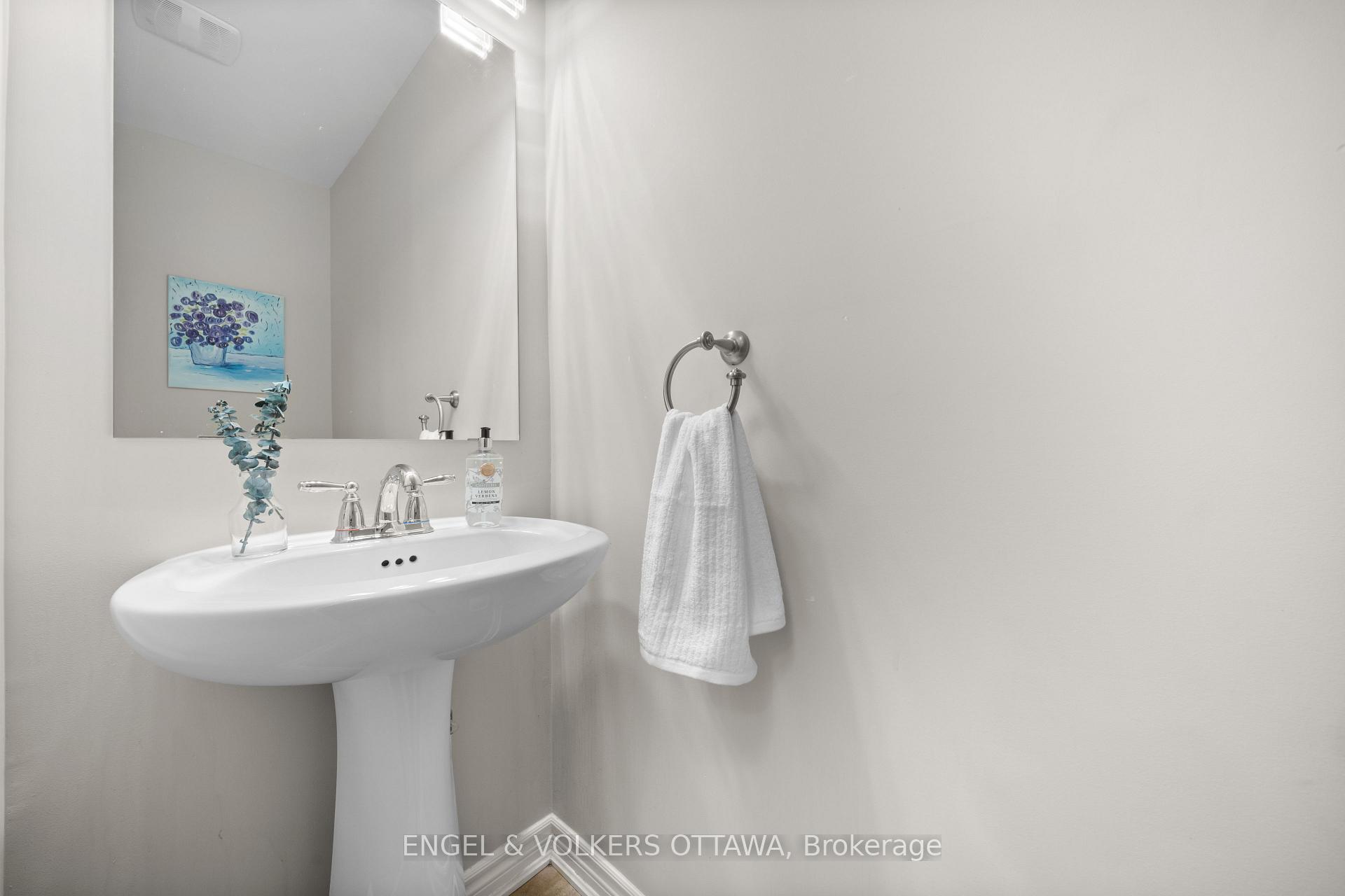 Photo 14 of 613 Calla Lily Terrace, Ottawa, Notting Hill/Summerside — HOMEH