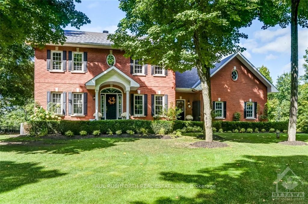 Front of 1271 Georges Vanier Drive