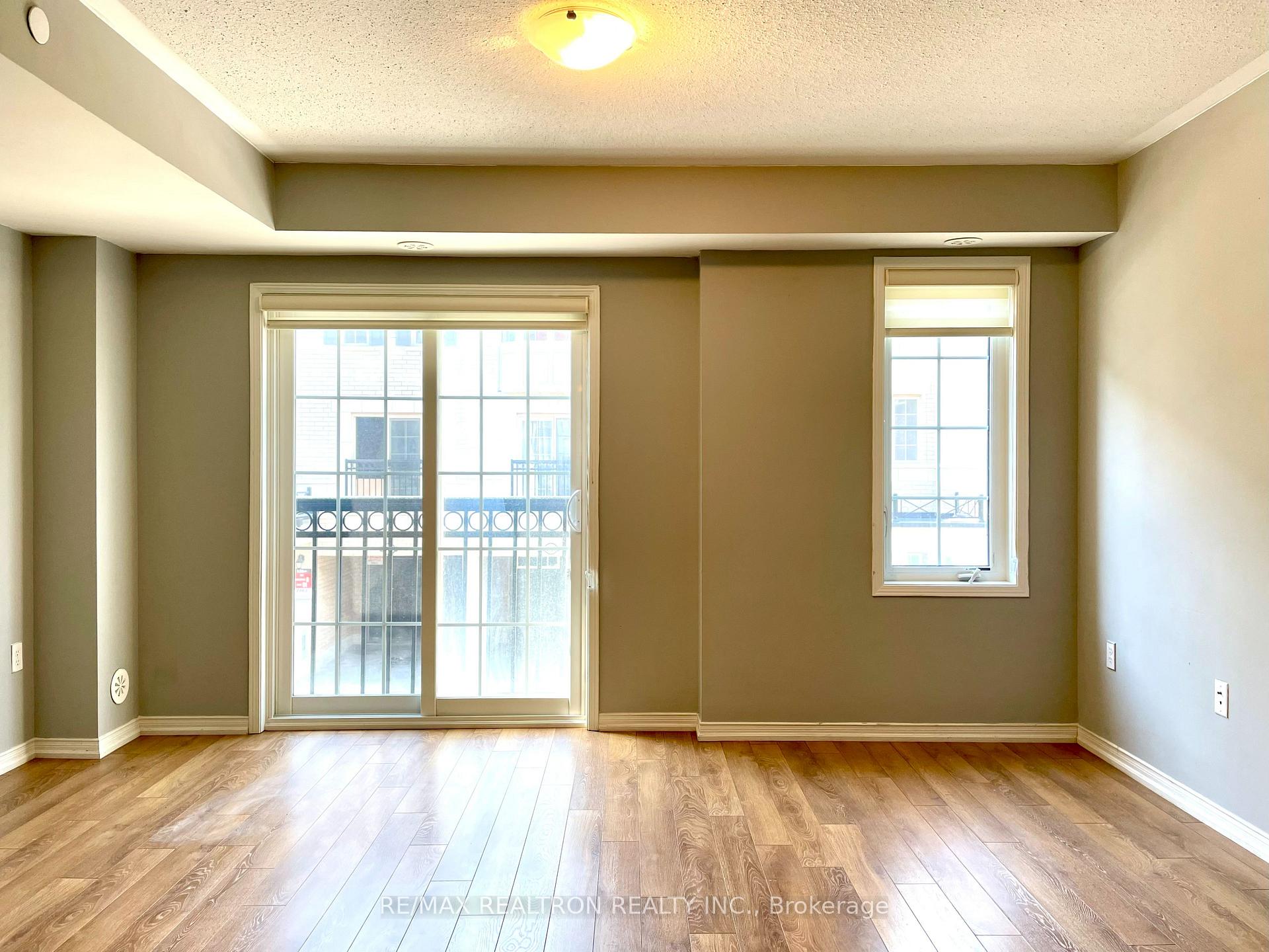 Photo 4 of Unit 166, 2702 Deputy Minister Path, Oshawa, Windfields — HOMEH