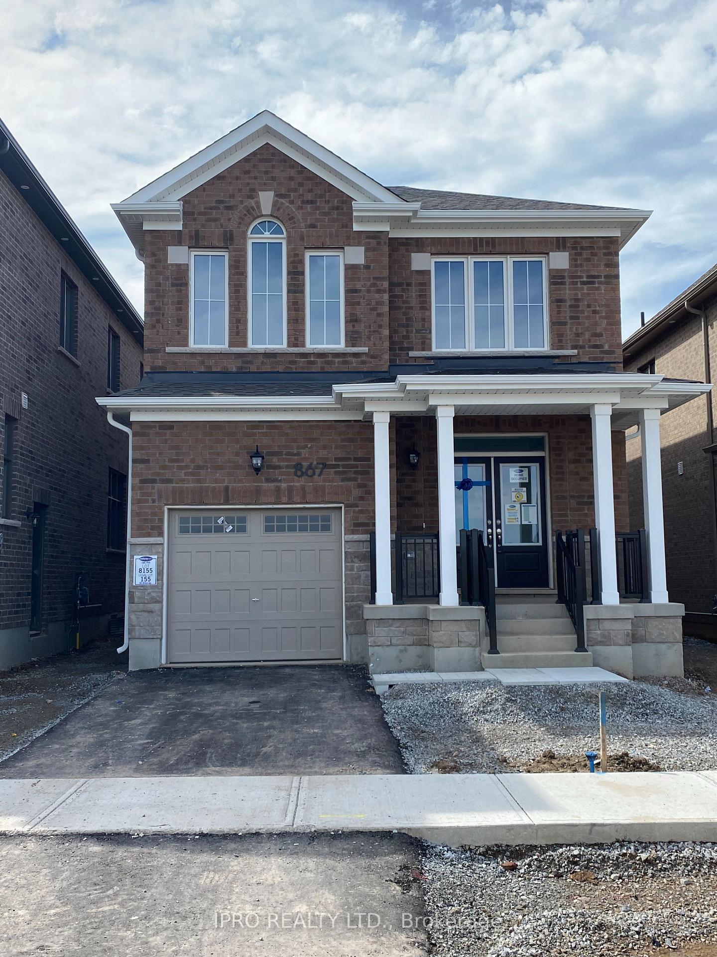 Front of 867 Whitlock Avenue