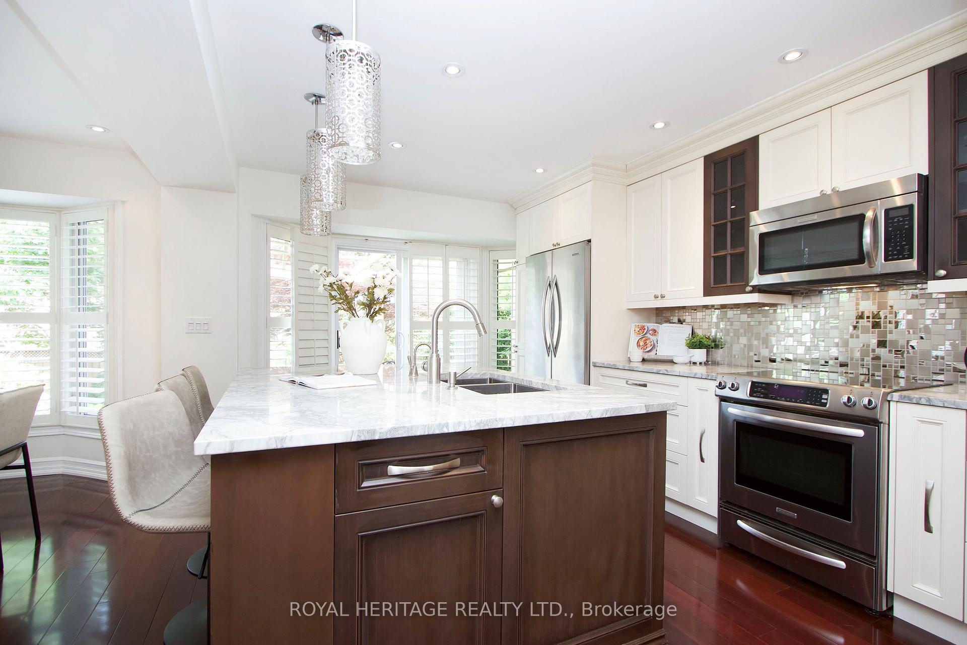 Photo 7 of 1609 Rawlings Drive, Pickering, Liverpool — HOMEH