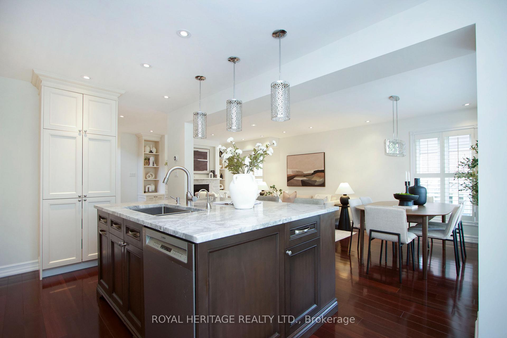 Photo 8 of 1609 Rawlings Drive, Pickering, Liverpool — HOMEH