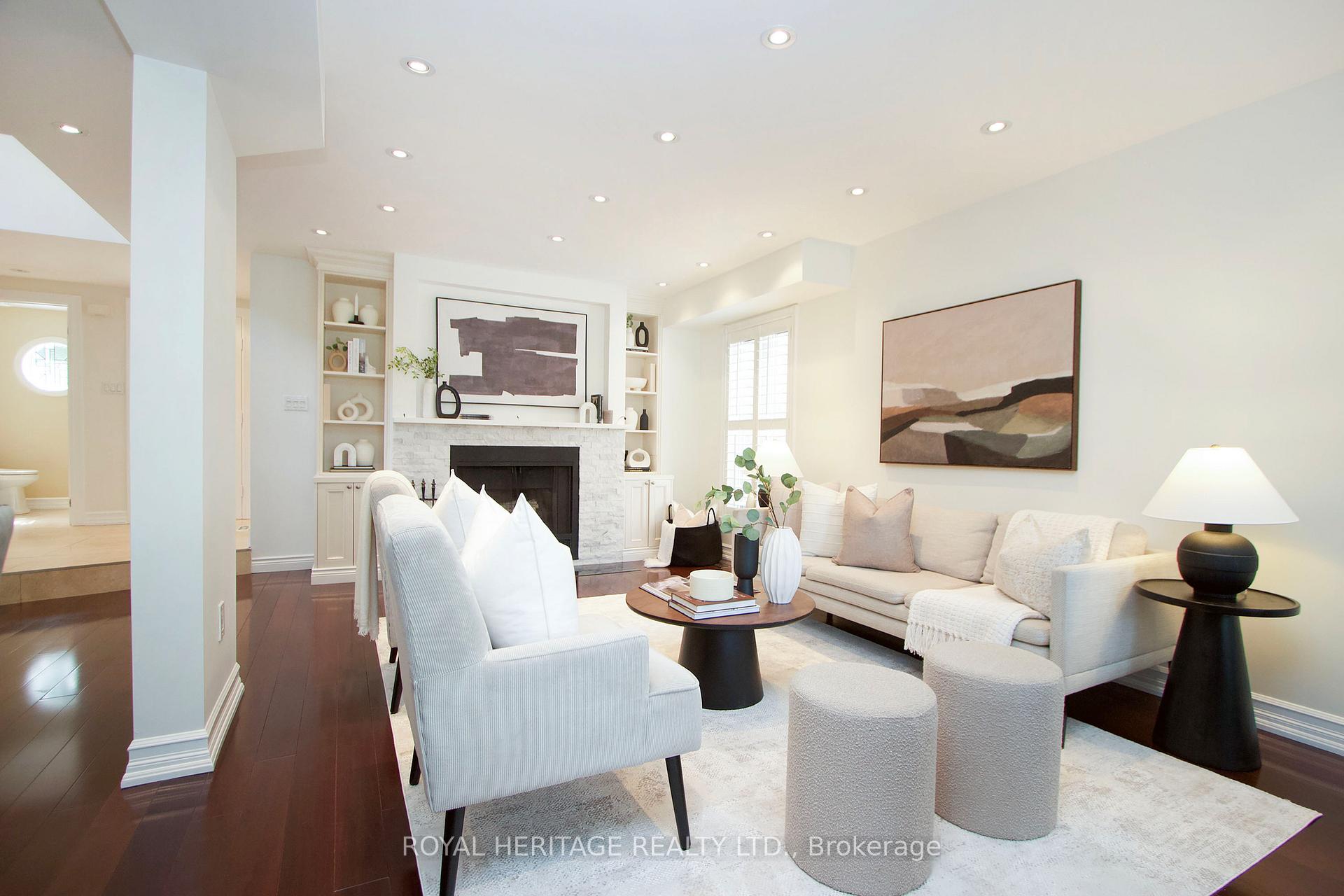 Photo 12 of 1609 Rawlings Drive, Pickering, Liverpool — HOMEH