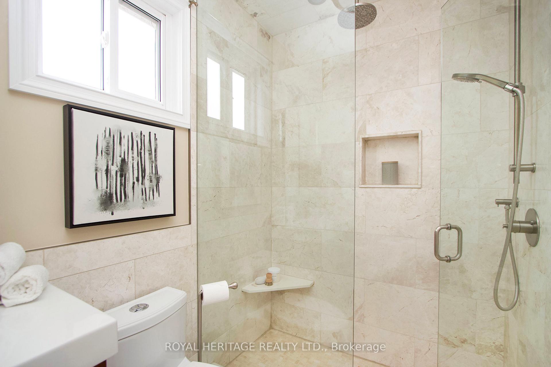 Photo 23 of 1609 Rawlings Drive, Pickering, Liverpool — HOMEH