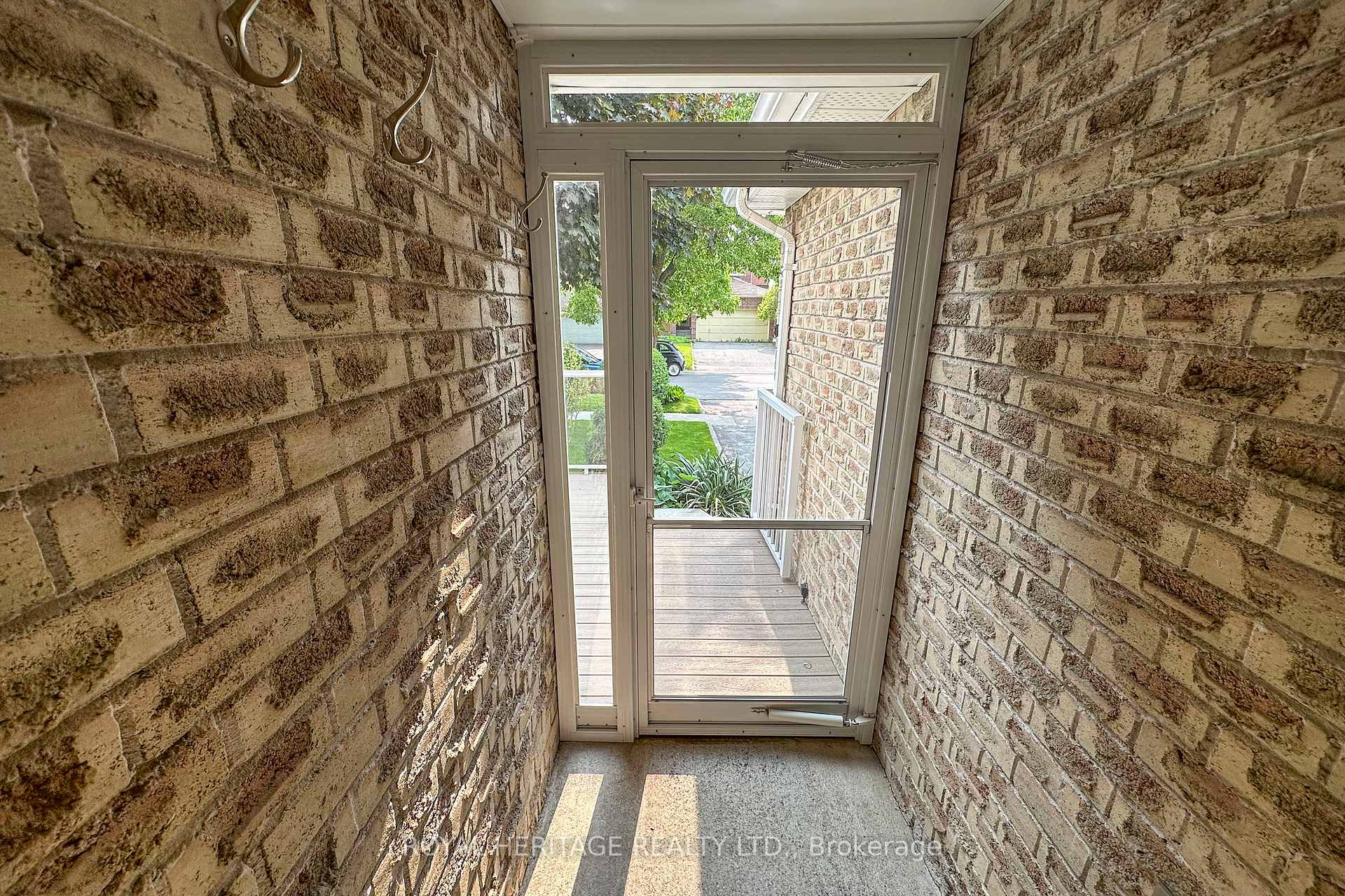 Photo 43 of 1609 Rawlings Drive, Pickering, Liverpool — HOMEH