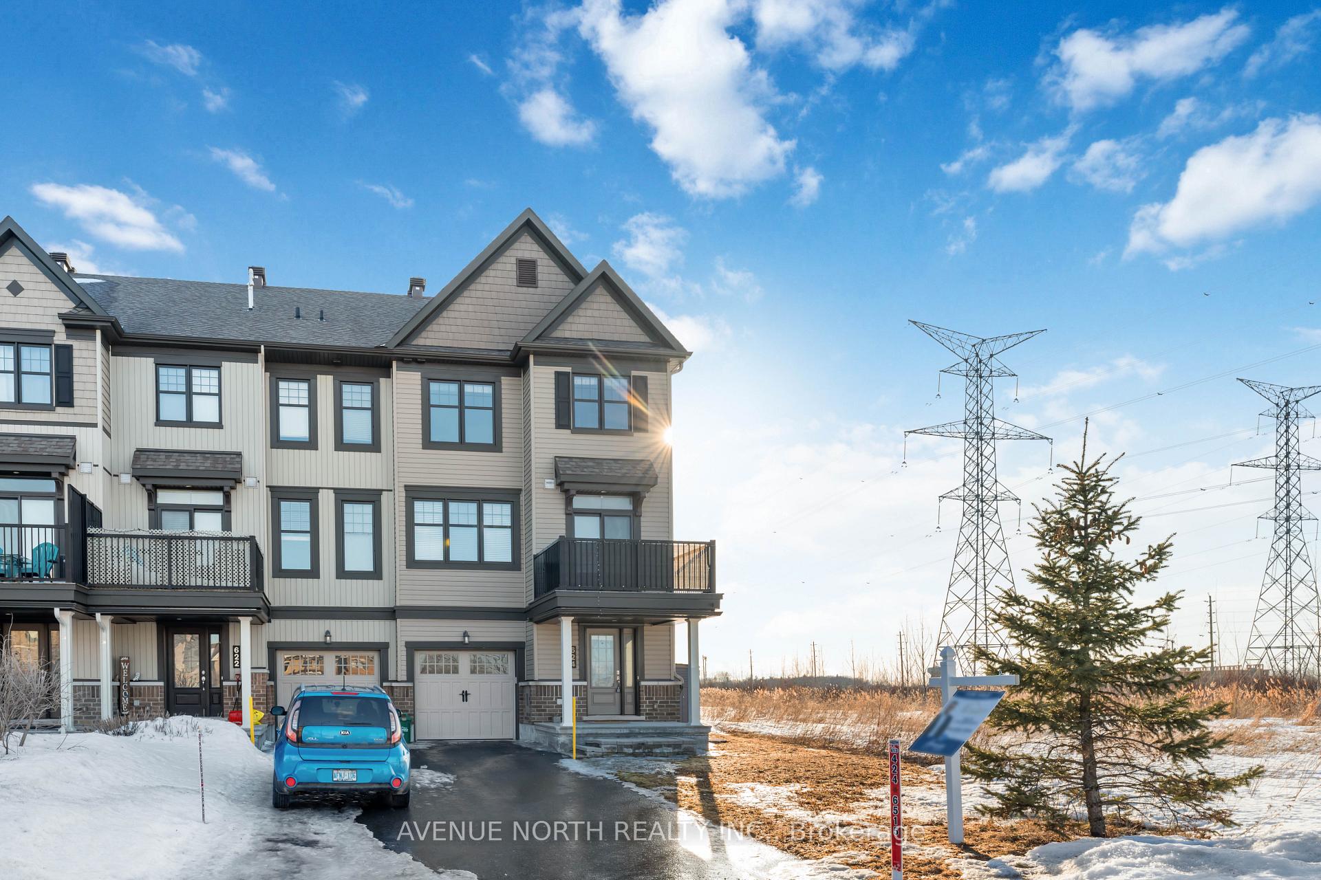 Photo 2 of 624 Petrichor Crescent, Ottawa, Avalon West — HOMEH
