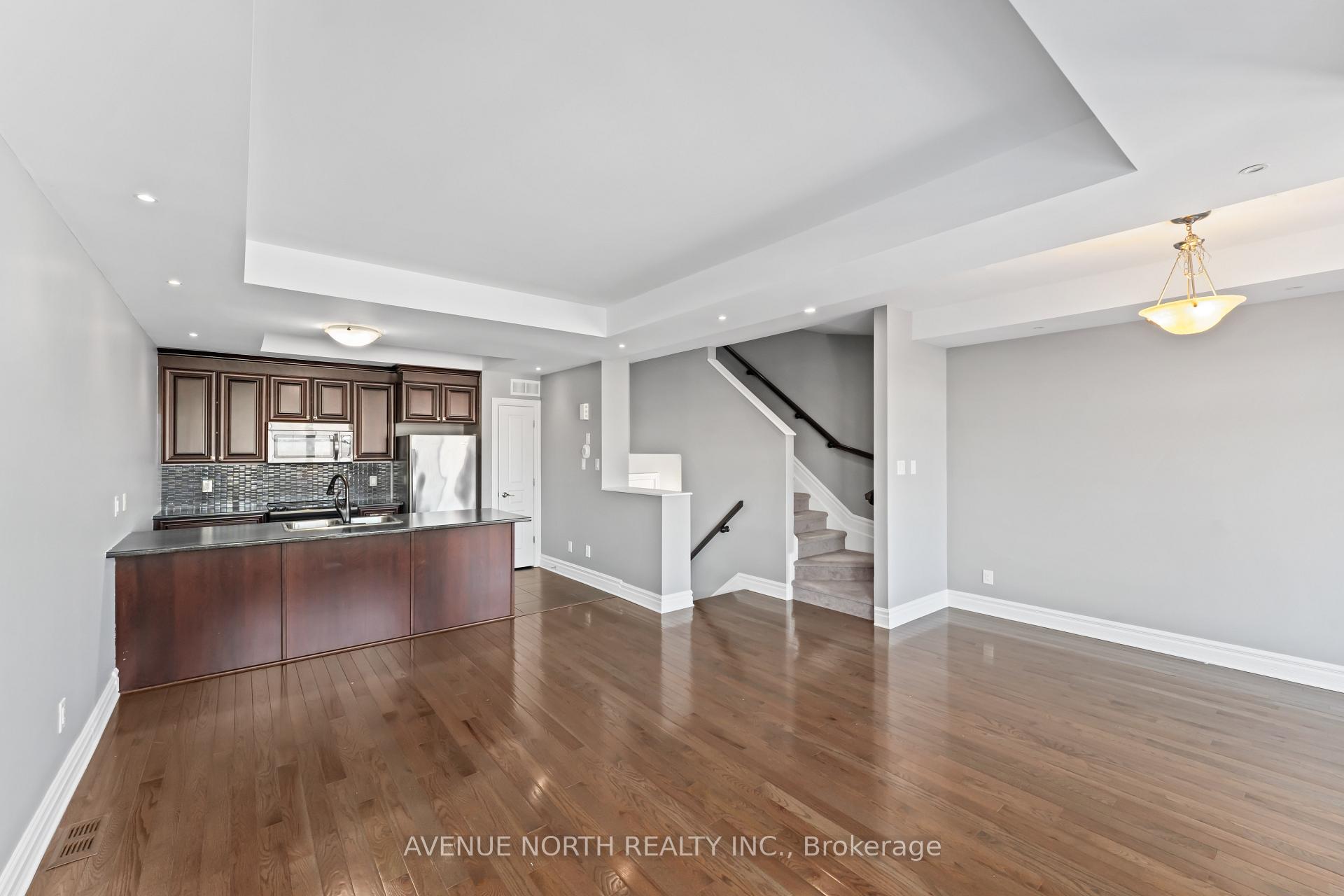 Photo 10 of 624 Petrichor Crescent, Ottawa, Avalon West — HOMEH