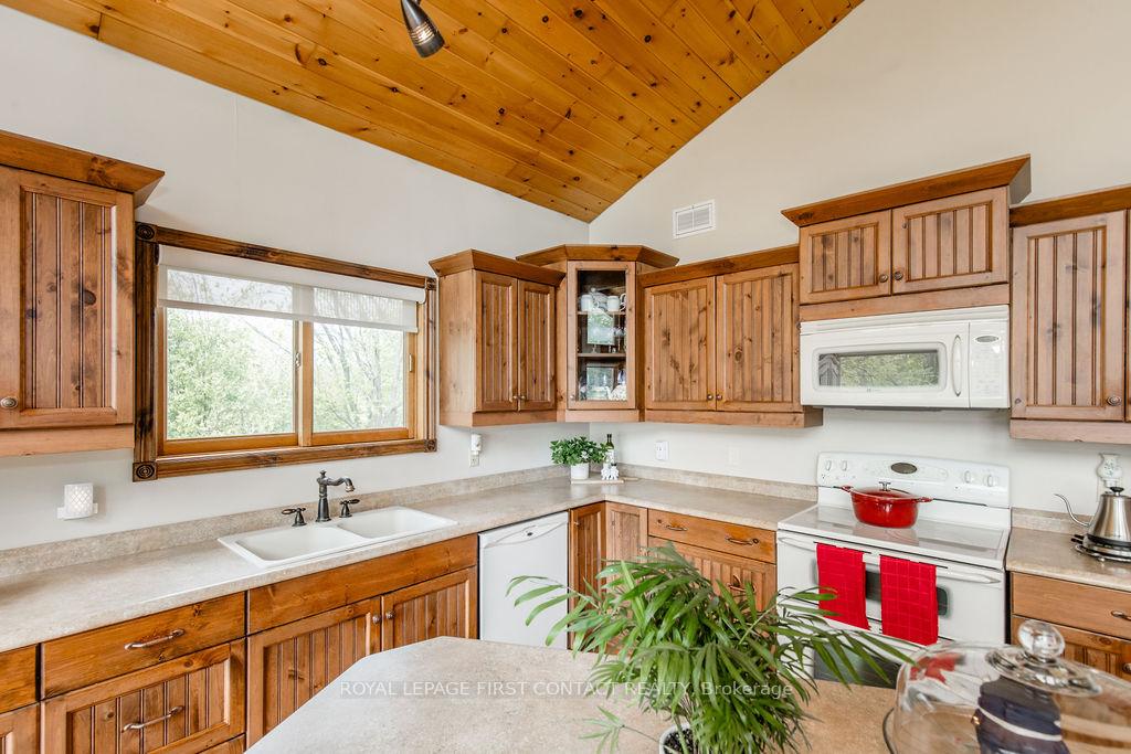 Photo 16 of 4447 Orkney Beach Road, Ramara, Rural Ramara — HOMEH