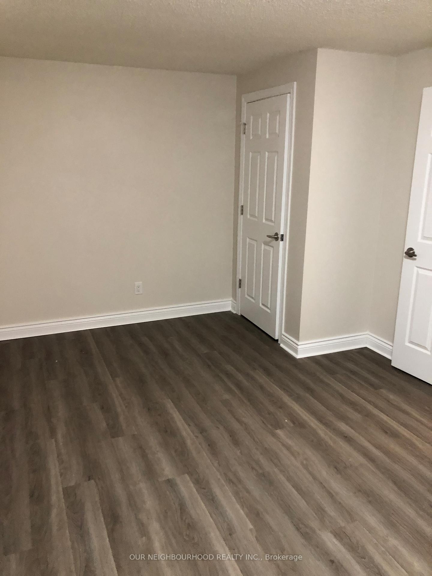 Photo 9 of Unit B, 212 Taunton Road, Oshawa, Samac — HOMEH