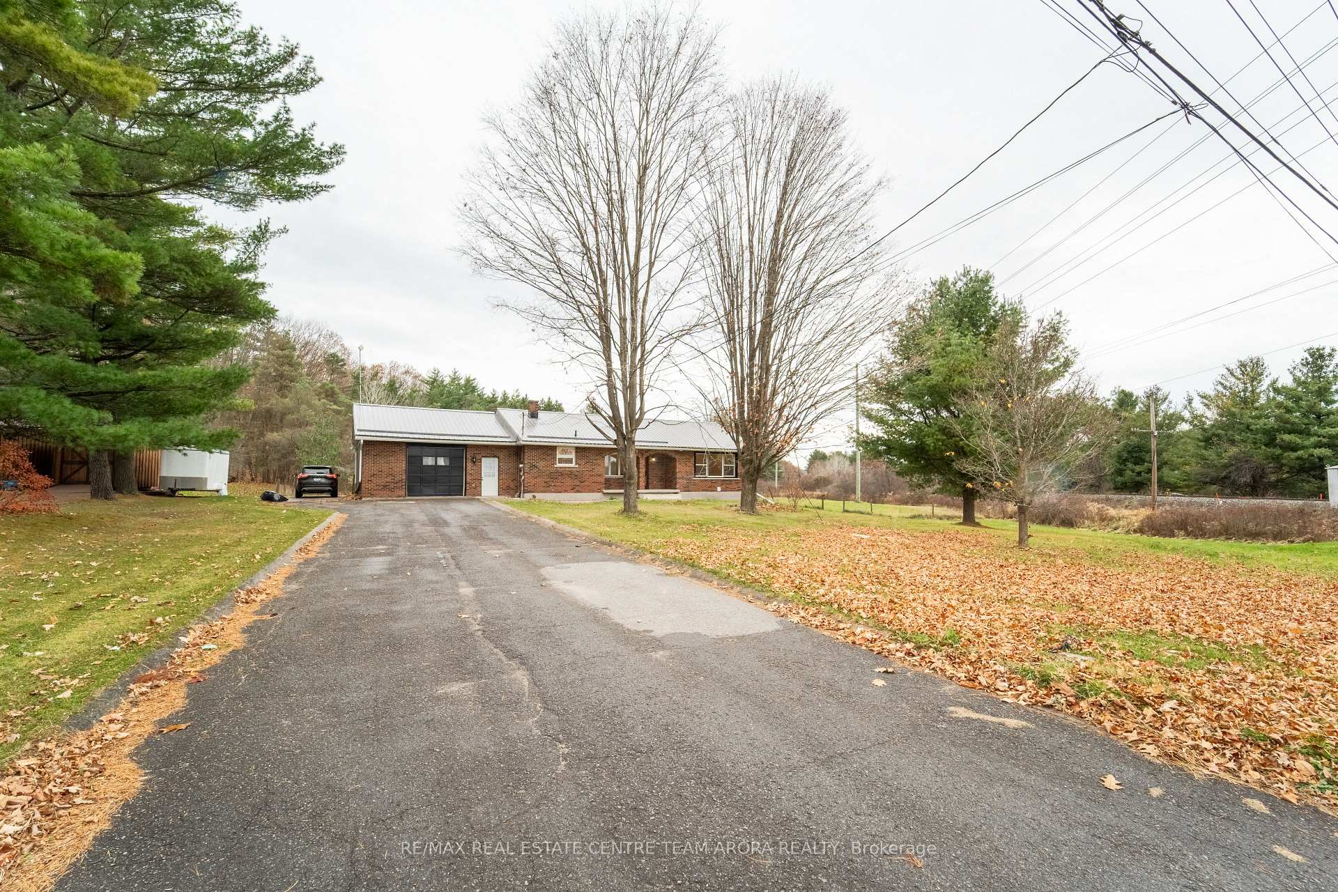 Front of 1633 Station Road