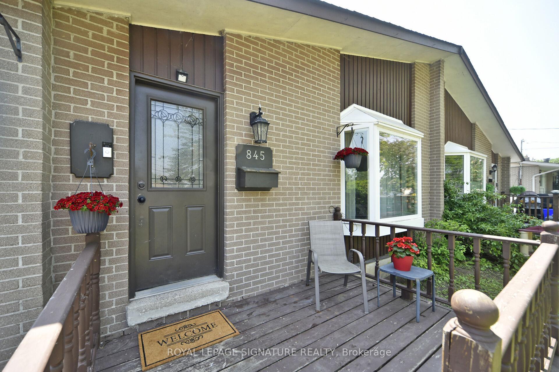 Photo 4 of 845 Breda Avenue, Pickering, West Shore — HOMEH