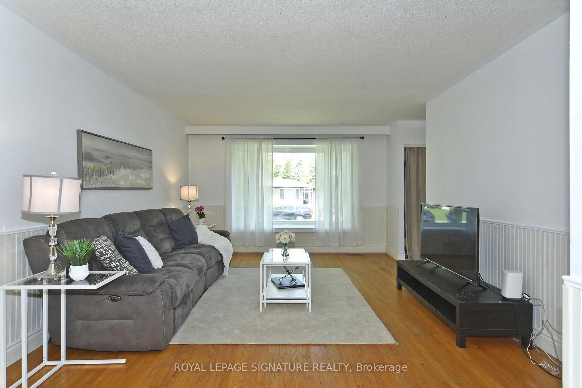 Photo 11 of 845 Breda Avenue, Pickering, West Shore — HOMEH