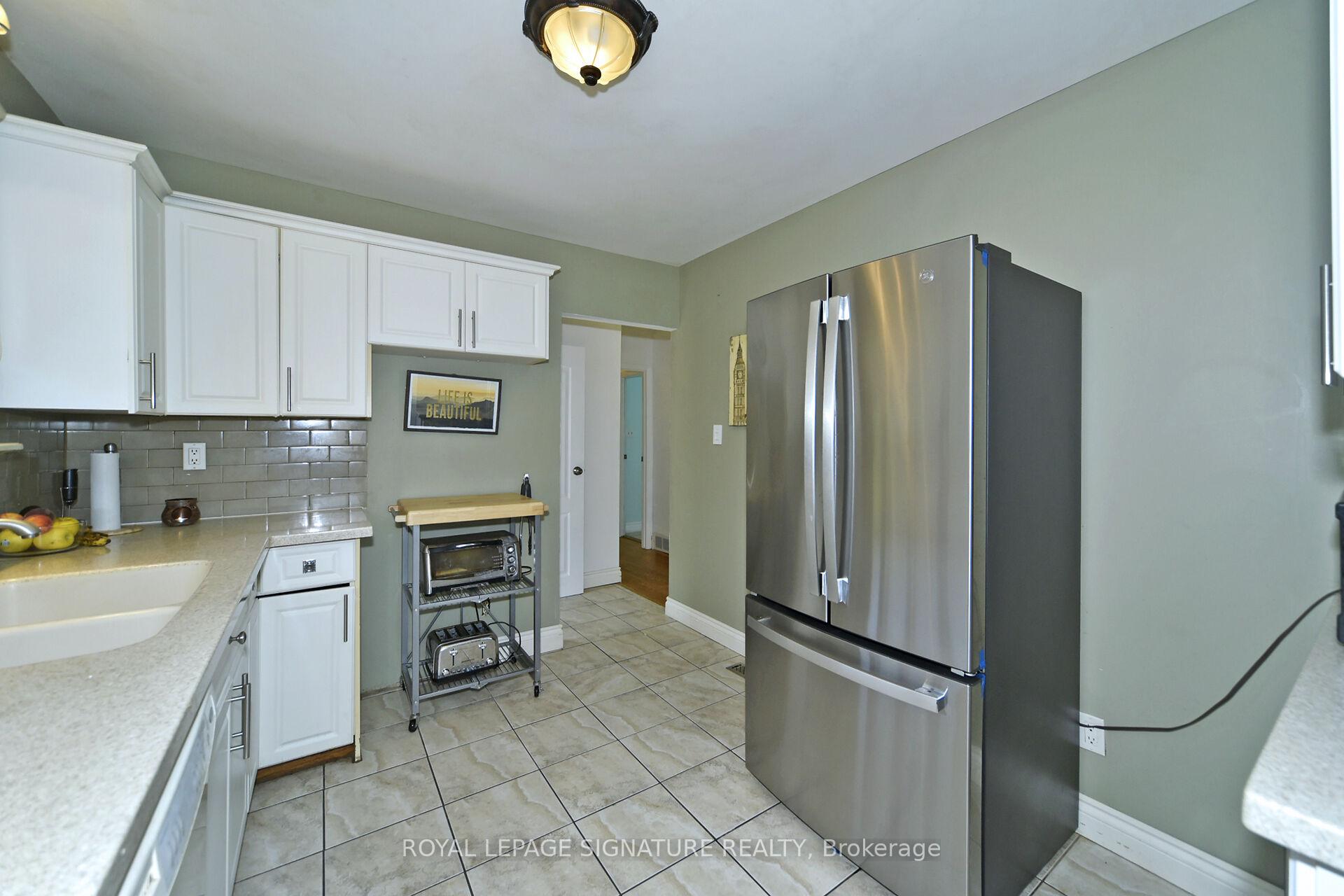 Photo 18 of 845 Breda Avenue, Pickering, West Shore — HOMEH