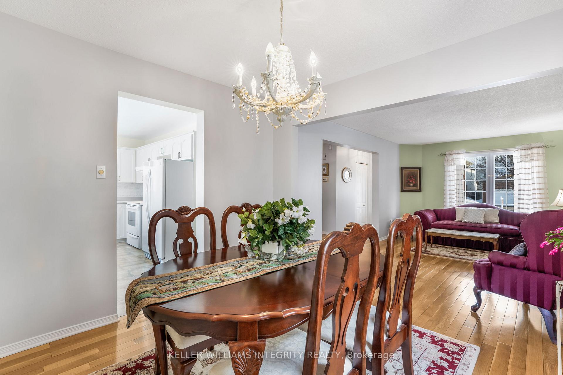 Photo 9 of 849 Beauregard Crescent, Ottawa, Fallingbrook/Ridgemount — HOMEH