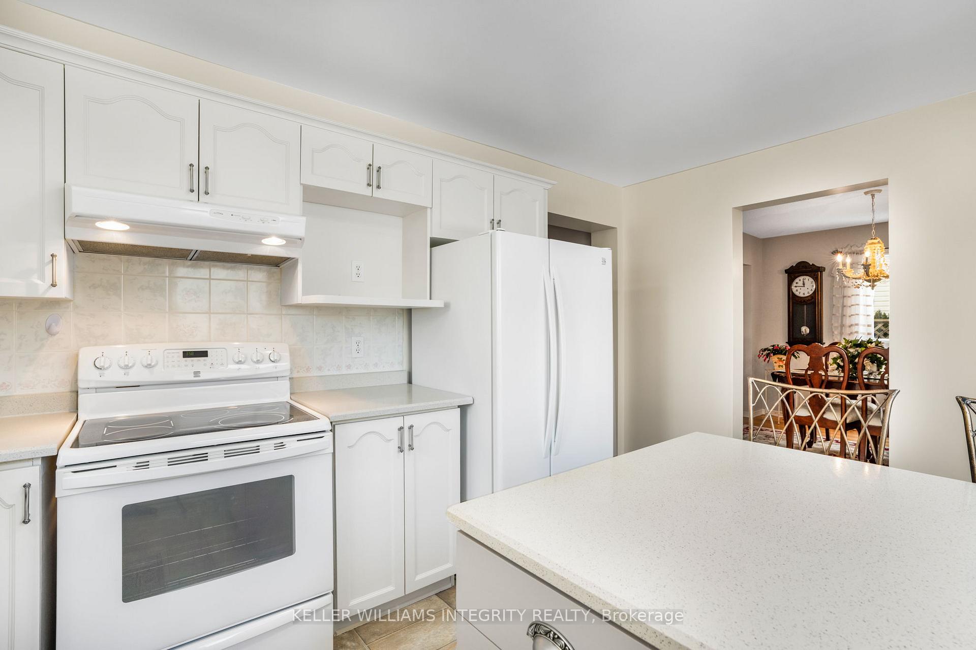 Photo 13 of 849 Beauregard Crescent, Ottawa, Fallingbrook/Ridgemount — HOMEH