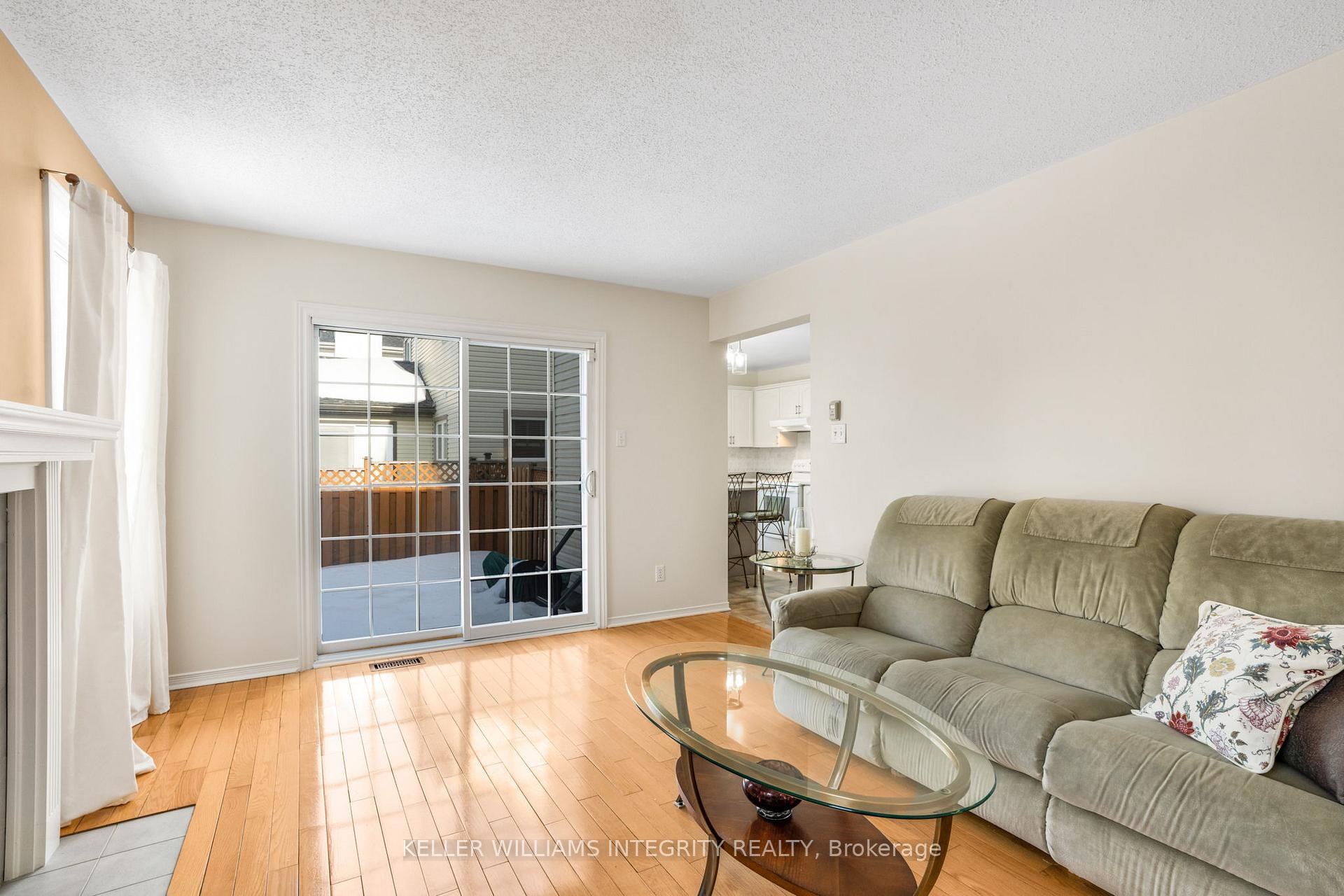 Photo 16 of 849 Beauregard Crescent, Ottawa, Fallingbrook/Ridgemount — HOMEH