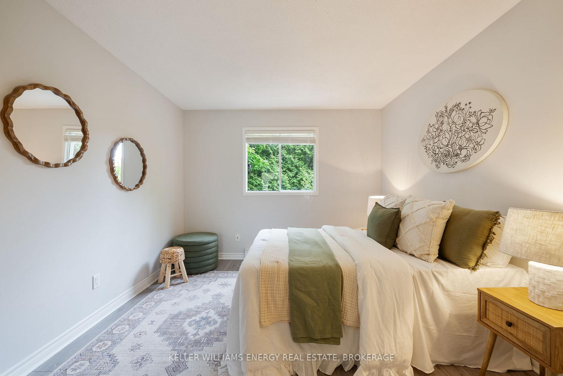Photo 16 of 736 Cricklewood Drive, Oshawa, Pinecrest — HOMEH