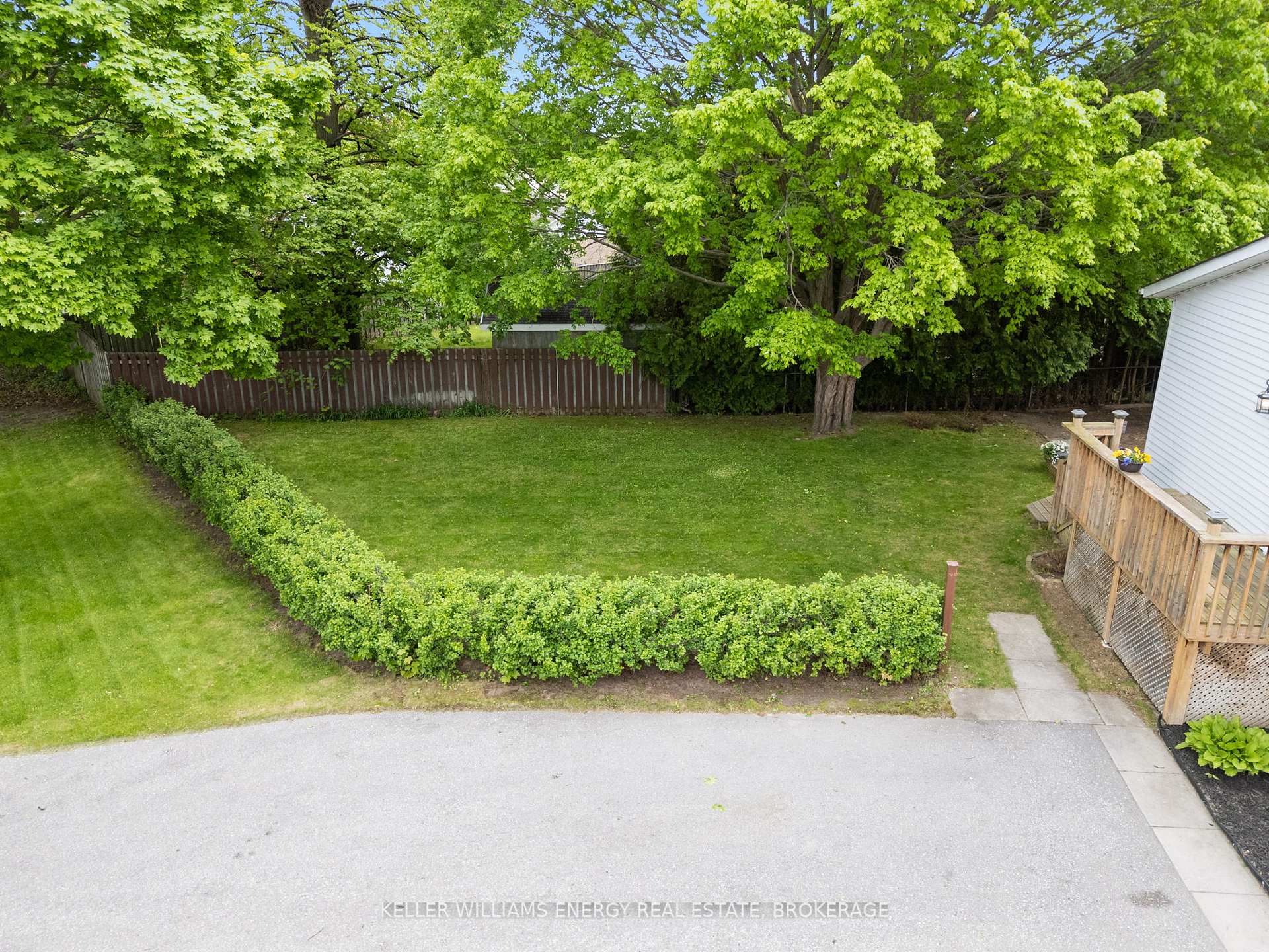 Photo 29 of 736 Cricklewood Drive, Oshawa, Pinecrest — HOMEH